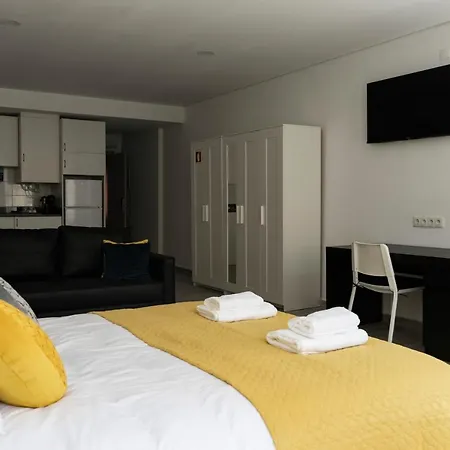 Almada Downtown 202 * 波尔图