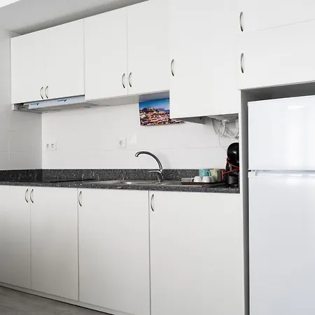 Almada Downtown 202 Oporto